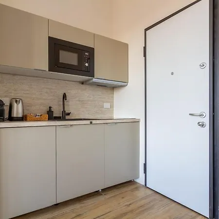 5min From Metro M1 New Flat شقة *